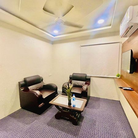 Hotel Eagle Grand Hyderabad Airport Zone Shamshabad Exterior photo