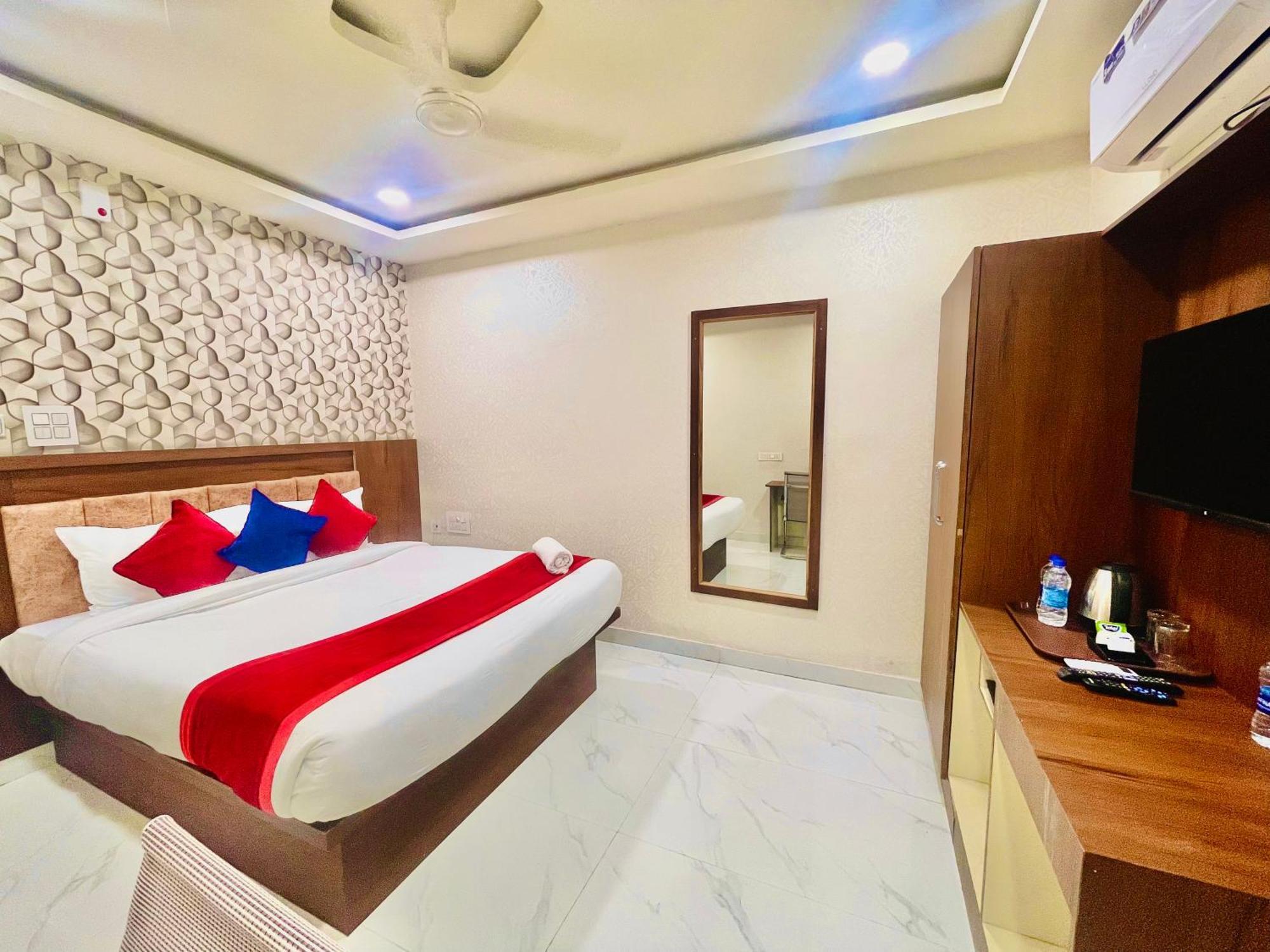 Hotel Eagle Grand Hyderabad Airport Zone Shamshabad Exterior photo