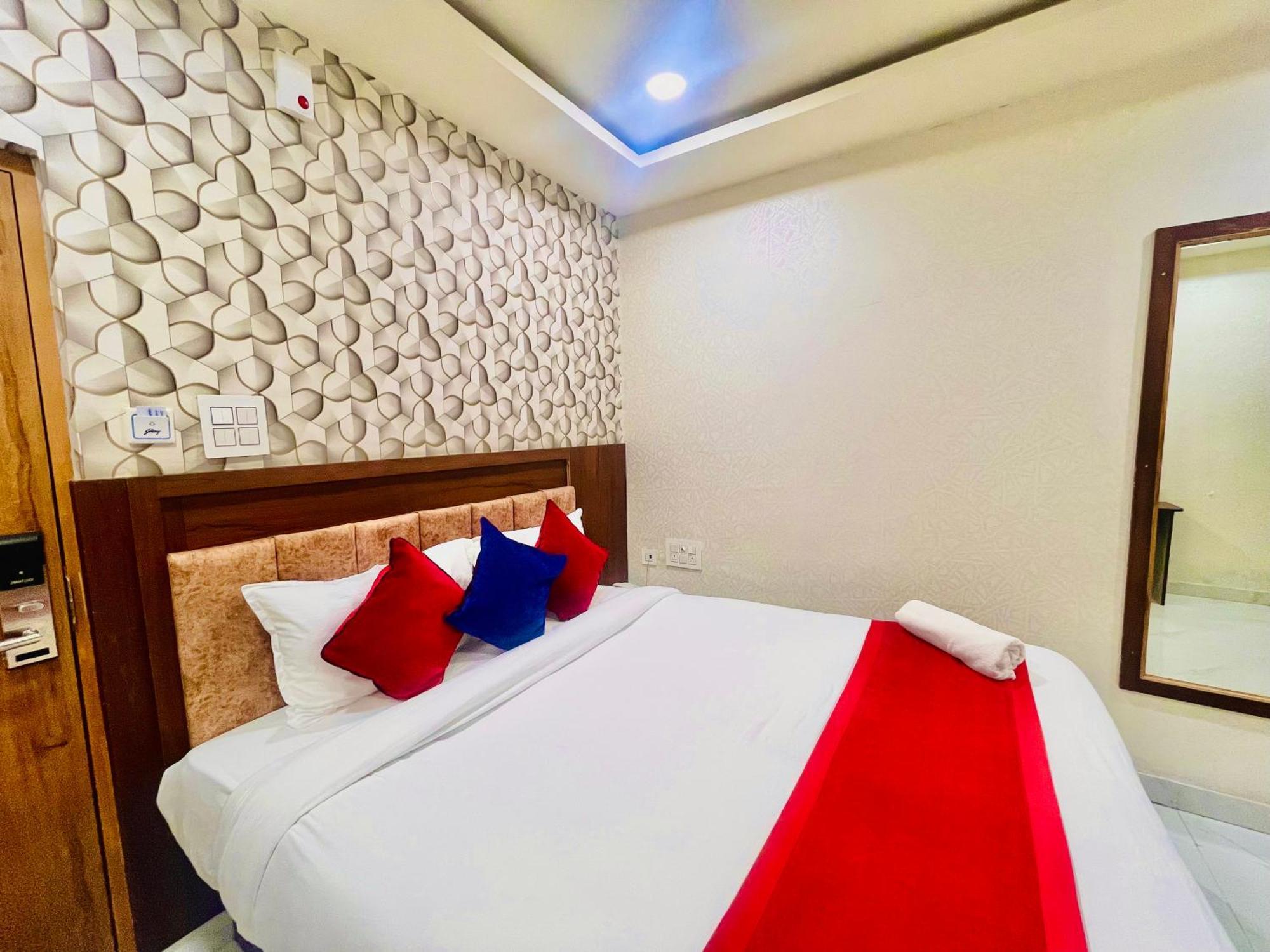 Hotel Eagle Grand Hyderabad Airport Zone Shamshabad Exterior photo