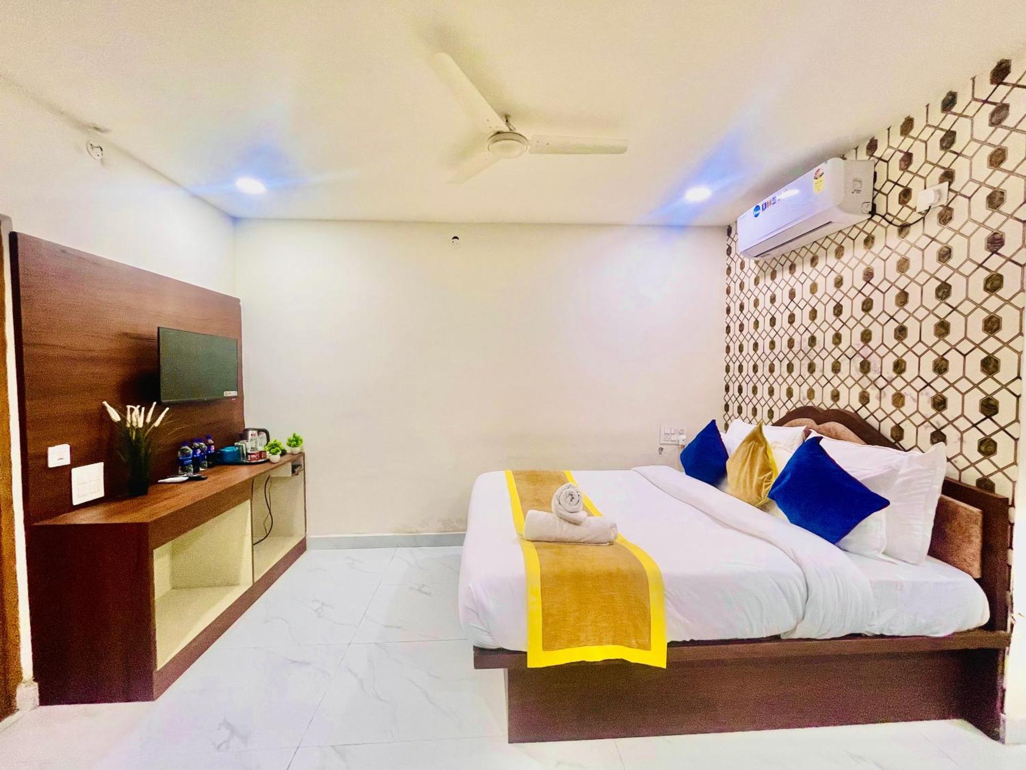 Hotel Eagle Grand Hyderabad Airport Zone Shamshabad Exterior photo